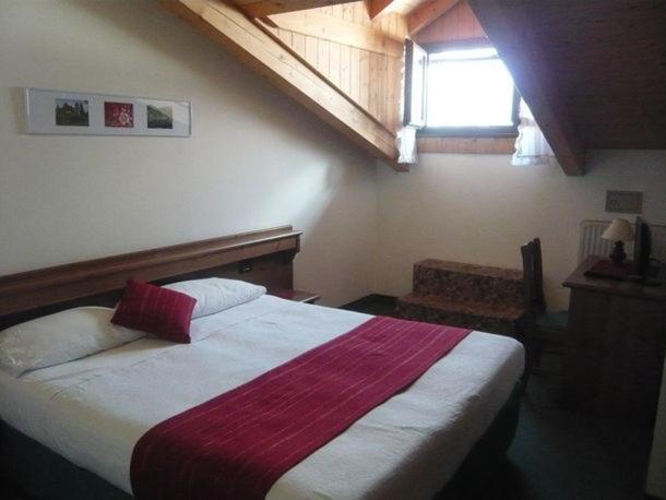 Cadria Nature & Bike Hotel Lenzumo di Concei Habitación foto